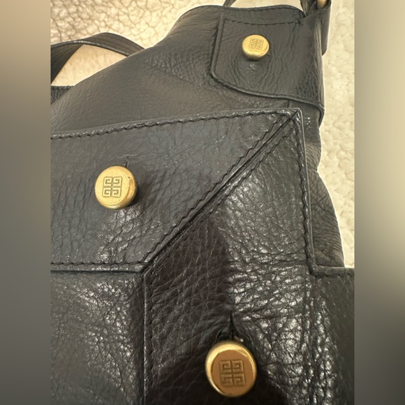 Givenchy bag - Picture 6 of 17